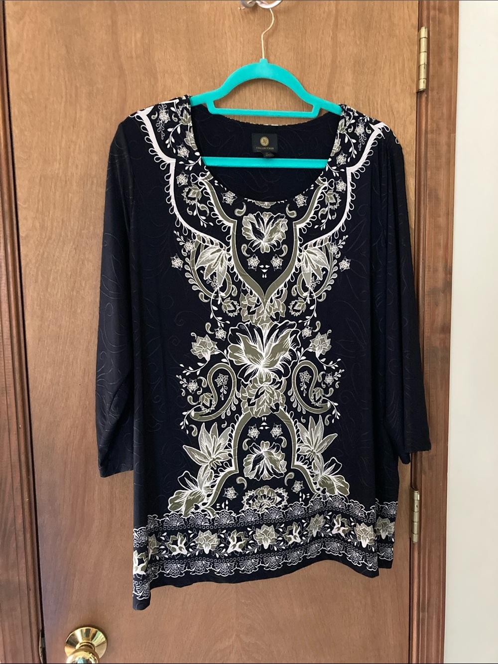 JM Collection Black Tunic with Cream Embroidered Floral Motif